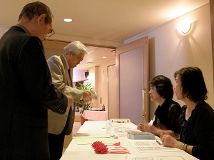 1P4290010s.jpg(29297 byte)